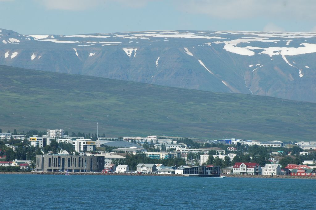 Akureyri, vue de l'autre rive du fjord